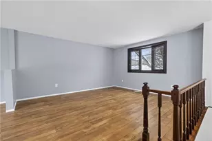 300 Moonridge Dr, Economy, PA 15042 - Photo 2