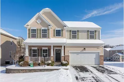 100 Hermitage Ct, Jackson Township, PA 16063 - Photo 2