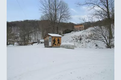 121 Hoy Run Road, Kirby - Mount Morris, PA 15362 - Photo 4