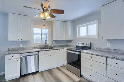 457 E Crestview Dr, Delaware Township, PA 16154 - Photo 8