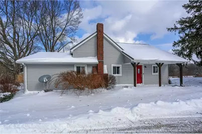 457 E Crestview Dr, Delaware Township, PA 16154 - Photo 2