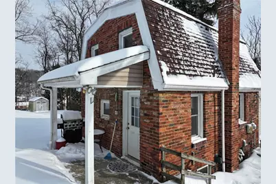 101 Hillcrest Dr, Ross Twp, PA 15237 - Photo 2