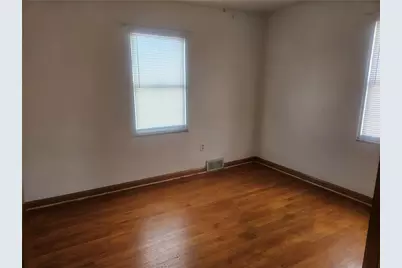 2448 Mill St, Aliquippa, PA 15001 - Photo 10