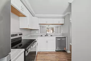 7305 Lafayette Square, Hopewell Township, PA 15001 - Photo 8