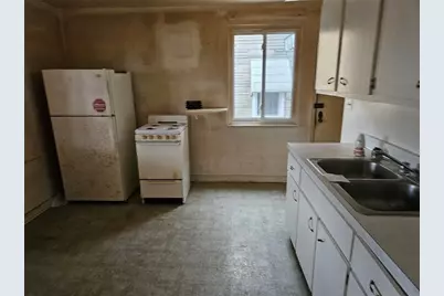 1808 Ridge Ave, Coraopolis, PA 15108 - Photo 14