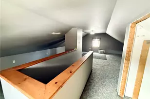 283 Argyle St, Petrolia, PA 16050 - Photo 18