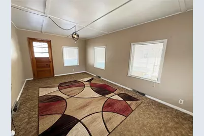 283 Argyle St, Petrolia, PA 16050 - Photo 12