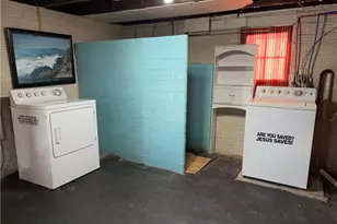 283 Argyle St, Petrolia, PA 16050 - Photo 22