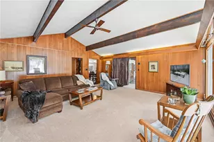 679 Dogwood Ln, Hermitage, PA 16148 - Photo 14