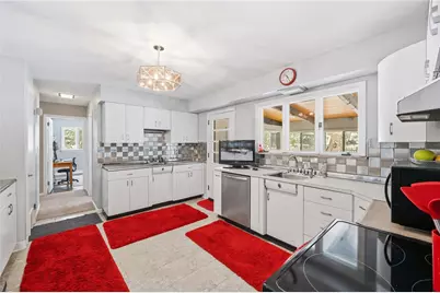 679 Dogwood Ln, Hermitage, PA 16148 - Photo 10