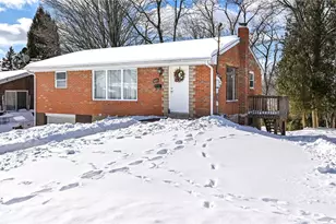 388 Collins Dr, Pittsburgh, PA 15235 - Photo 8