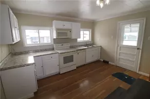 2245 Raymond Ave, Latrobe, PA 15650 - Photo 6