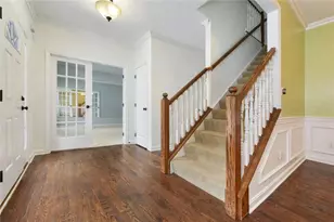 1086 Woodlawn Dr, North Strabane, PA 15317 - Photo 2