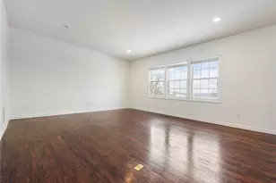 1086 Woodlawn Dr, North Strabane, PA 15317 - Photo 22