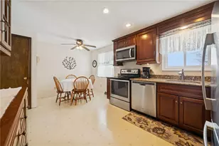 1964 Clawson Ave, Hempfield Township, PA 15601 - Photo 10