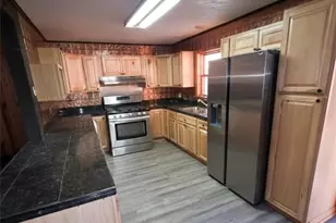 157 Wellington Ave, Washington, PA 15301 - Photo 2