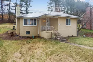 654 Hughes Dr, Buffalo Township, PA 16229 - Photo 2