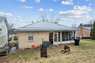 654 Hughes Dr, Buffalo Township, PA 16229 - Photo 32