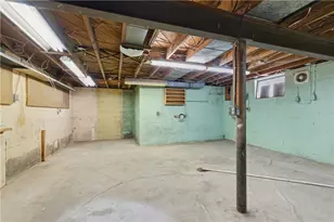 153 Pleasant Hills Blvd, Pittsburgh, PA 15236 - Photo 30