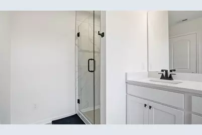 239 Truth Cir, Jackson Township, PA 16037 - Photo 20