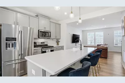 239 Truth Cir, Jackson Township, PA 16037 - Photo 12