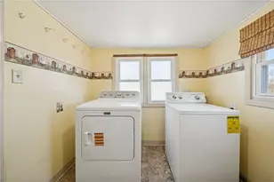 1609 Old Brodhead Rd, Center Township, PA 15061 - Photo 22