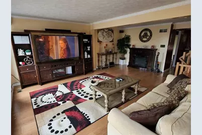 3008 Estate Drive, North Fayette, PA 15071 - Photo 4