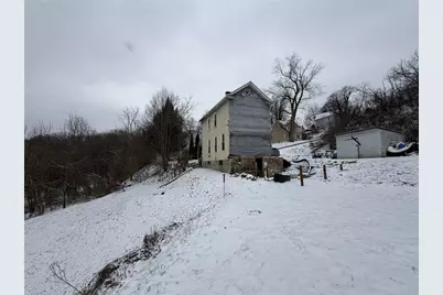 223 E Morehead Ave, South New Castle Boro, PA 16102 - Photo 6