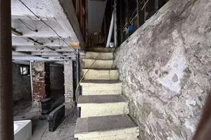 223 E Morehead Ave, South New Castle Boro, PA 16102 - Photo 2