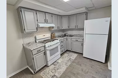 124 Deshon Ct, Twp of But NW, PA 16001 - Photo 4