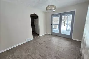 124 Deshon Ct, Twp of But NW, PA 16001 - Photo 6