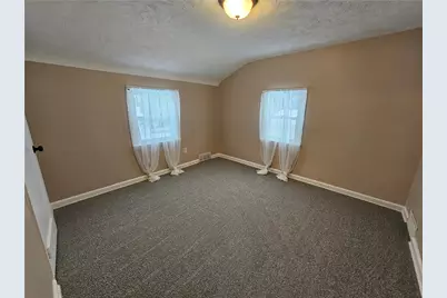 124 Deshon Ct, Twp of But NW, PA 16001 - Photo 12