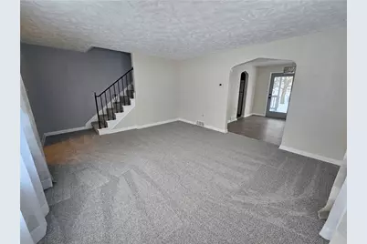 124 Deshon Ct, Twp of But NW, PA 16001 - Photo 8