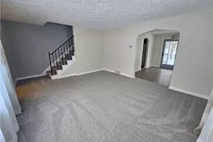 124 Deshon Ct, Twp of But NW, PA 16001 - Photo 8