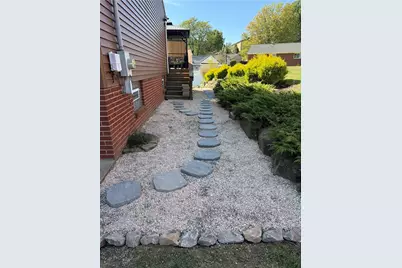 540 Greenfield Ct, Irwin, PA 15642 - Photo 26