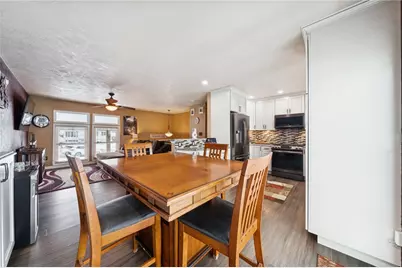 540 Greenfield Ct, Irwin, PA 15642 - Photo 10