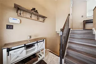 540 Greenfield Ct, Irwin, PA 15642 - Photo 4