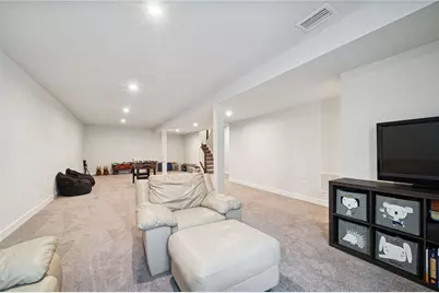 1065 Wedgewood Dr, Penn Twp, PA 15644 - Photo 36