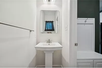 1065 Wedgewood Dr, Penn Twp, PA 15644 - Photo 18