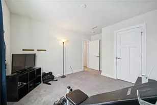 1065 Wedgewood Dr, Penn Twp, PA 15644 - Photo 22