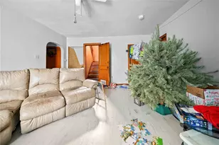 2208 Duss Ave, Ambridge, PA 15003 - Photo 14