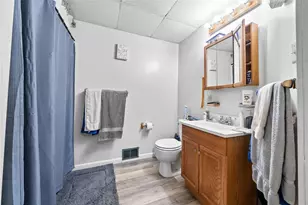 2208 Duss Ave, Ambridge, PA 15003 - Photo 12