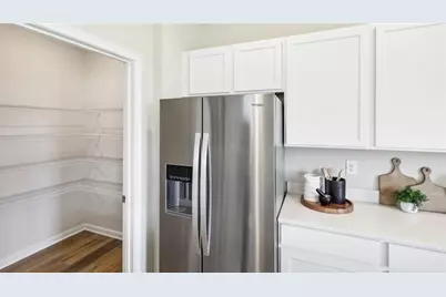 347 Leslie Farms Drive, Connoquenessing Boro, PA 16033 - Photo 6