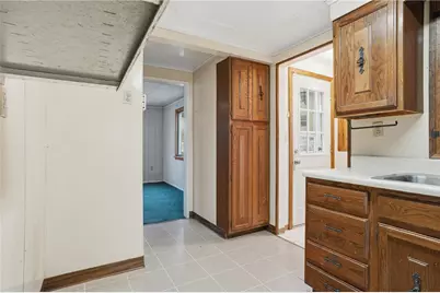 544 Thompson Ave, Clairton, PA 15025 - Photo 10