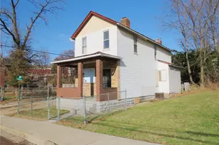 1019 Maple St, Pittsburgh, PA 15221 - Photo 2