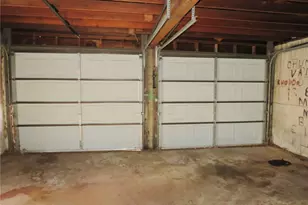 1019 Maple St, Pittsburgh, PA 15221 - Photo 8