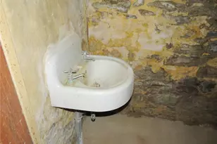 1019 Maple St, Pittsburgh, PA 15221 - Photo 32