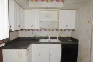 1019 Maple St, Pittsburgh, PA 15221 - Photo 20