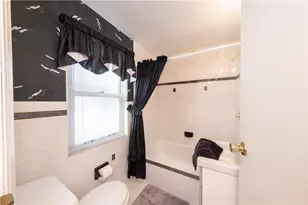 2511 McNeilly Rd, Baldwin Twp, PA 15226 - Photo 14