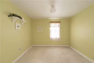 2511 McNeilly Rd, Baldwin Twp, PA 15226 - Photo 10